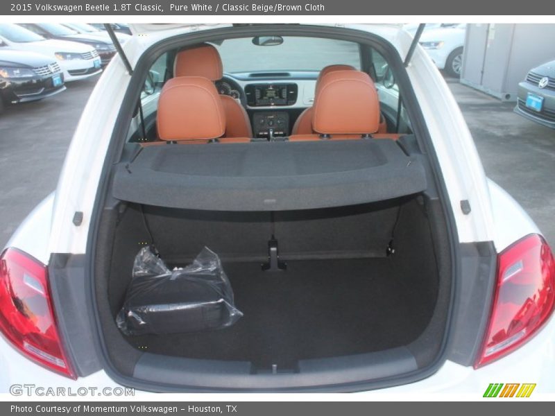 Pure White / Classic Beige/Brown Cloth 2015 Volkswagen Beetle 1.8T Classic