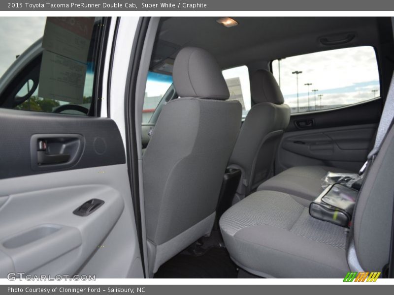 Super White / Graphite 2015 Toyota Tacoma PreRunner Double Cab