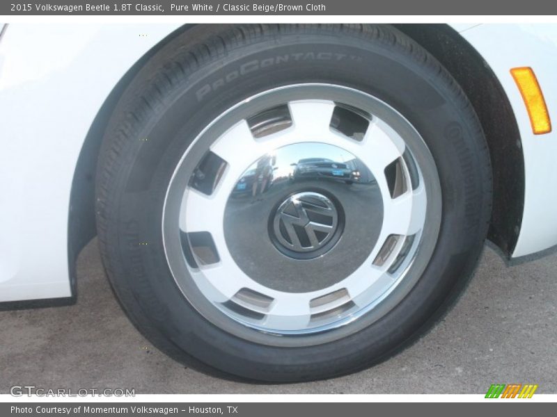 Pure White / Classic Beige/Brown Cloth 2015 Volkswagen Beetle 1.8T Classic