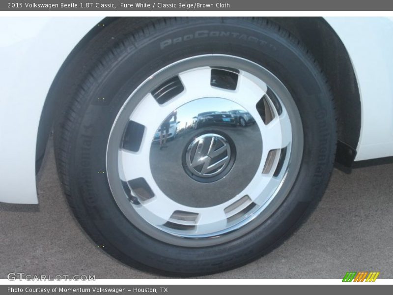 Pure White / Classic Beige/Brown Cloth 2015 Volkswagen Beetle 1.8T Classic