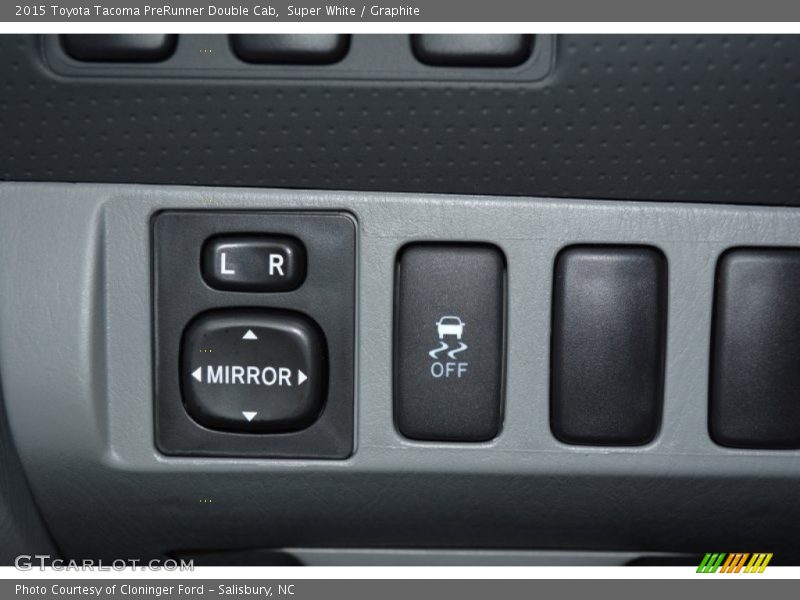 Super White / Graphite 2015 Toyota Tacoma PreRunner Double Cab