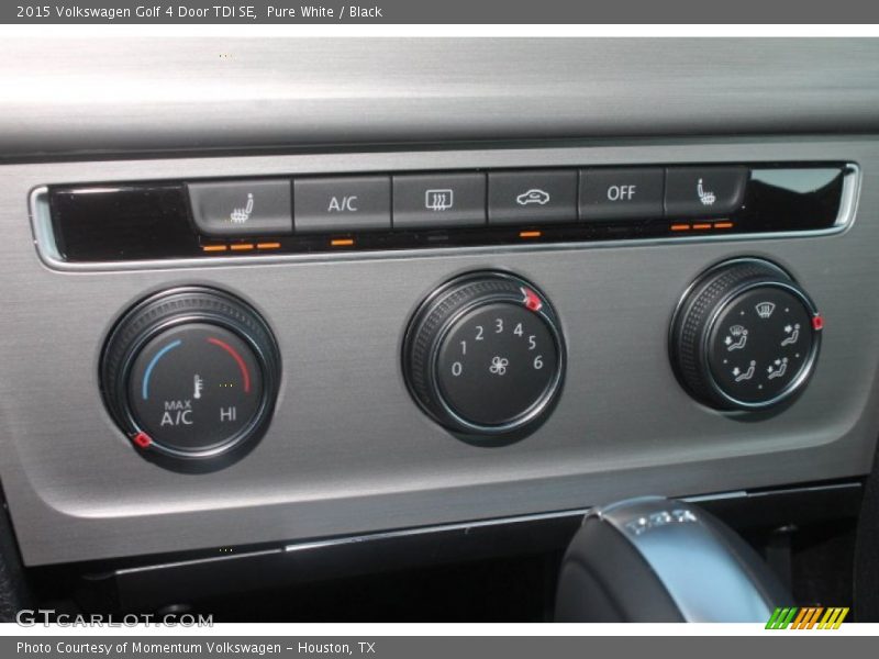 Pure White / Black 2015 Volkswagen Golf 4 Door TDI SE