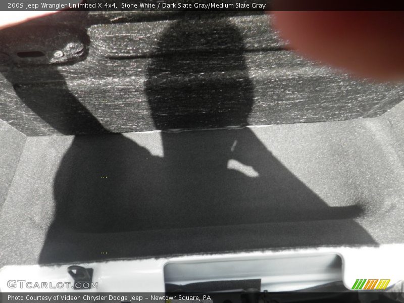 Stone White / Dark Slate Gray/Medium Slate Gray 2009 Jeep Wrangler Unlimited X 4x4