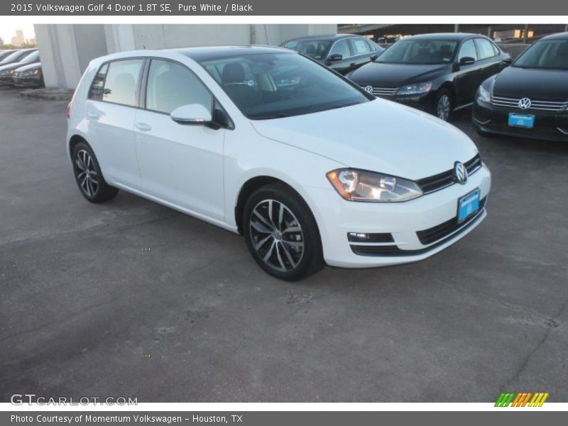 Pure White / Black 2015 Volkswagen Golf 4 Door 1.8T SE