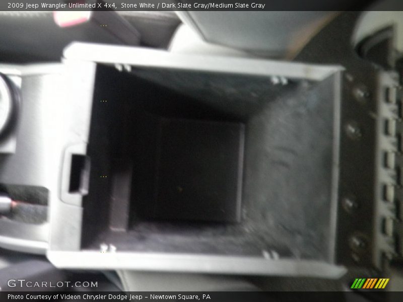 Stone White / Dark Slate Gray/Medium Slate Gray 2009 Jeep Wrangler Unlimited X 4x4