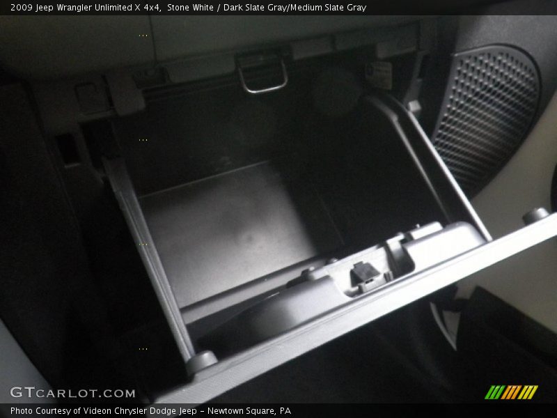 Stone White / Dark Slate Gray/Medium Slate Gray 2009 Jeep Wrangler Unlimited X 4x4