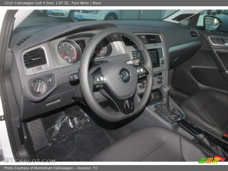 Pure White / Black 2015 Volkswagen Golf 4 Door 1.8T SE