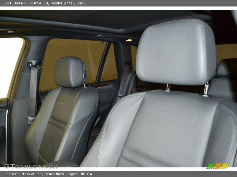Alpine White / Black 2011 BMW X5 xDrive 35i