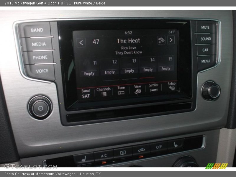 Pure White / Beige 2015 Volkswagen Golf 4 Door 1.8T SE
