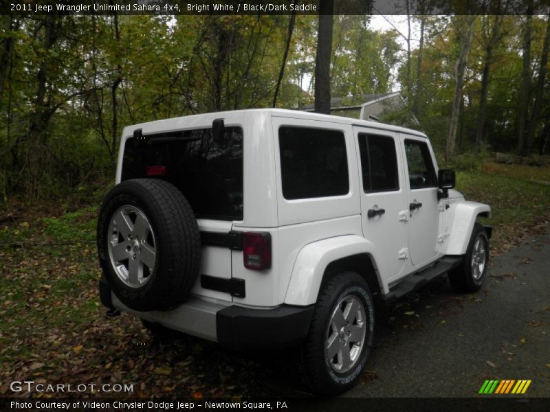 Bright White / Black/Dark Saddle 2011 Jeep Wrangler Unlimited Sahara 4x4