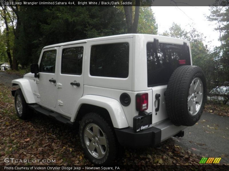 Bright White / Black/Dark Saddle 2011 Jeep Wrangler Unlimited Sahara 4x4