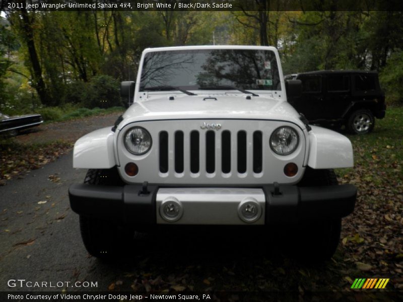Bright White / Black/Dark Saddle 2011 Jeep Wrangler Unlimited Sahara 4x4