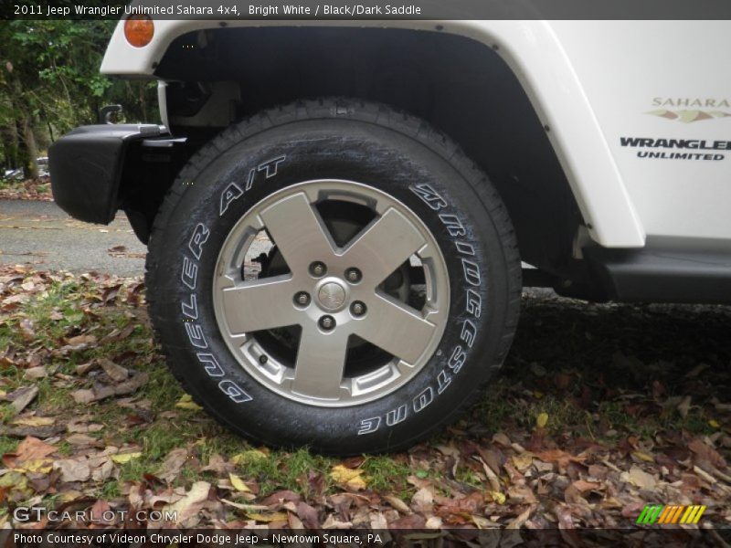 Bright White / Black/Dark Saddle 2011 Jeep Wrangler Unlimited Sahara 4x4
