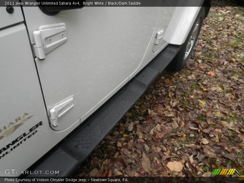 Bright White / Black/Dark Saddle 2011 Jeep Wrangler Unlimited Sahara 4x4