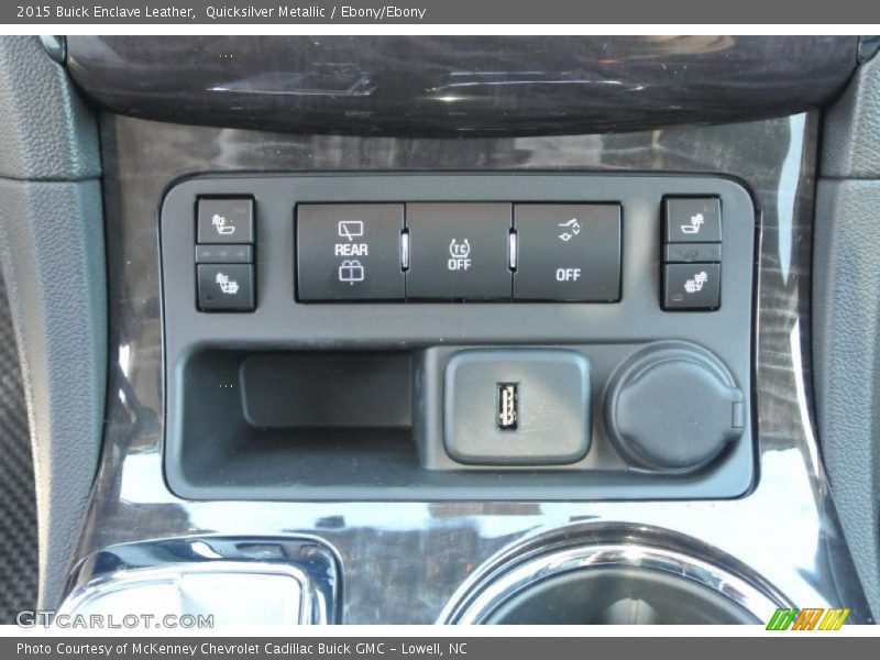 Quicksilver Metallic / Ebony/Ebony 2015 Buick Enclave Leather