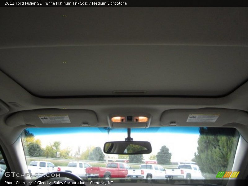 White Platinum Tri-Coat / Medium Light Stone 2012 Ford Fusion SE