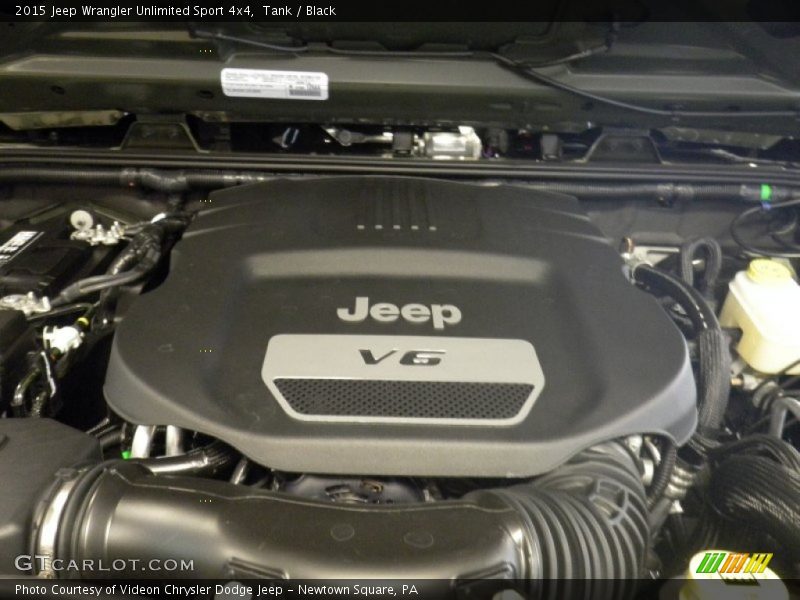 Tank / Black 2015 Jeep Wrangler Unlimited Sport 4x4