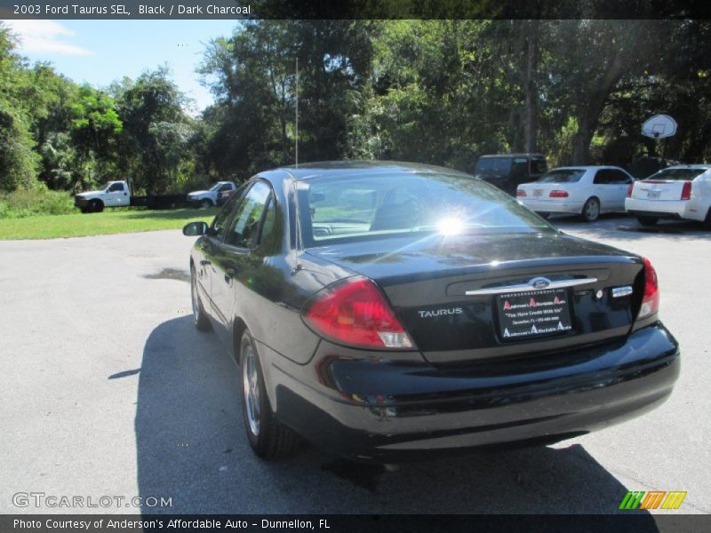 Black / Dark Charcoal 2003 Ford Taurus SEL