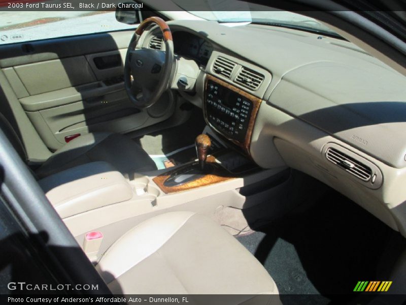 Black / Dark Charcoal 2003 Ford Taurus SEL