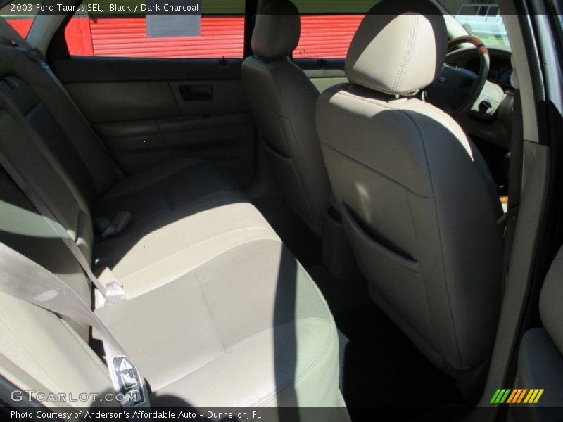 Black / Dark Charcoal 2003 Ford Taurus SEL