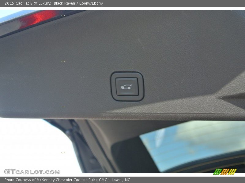 Black Raven / Ebony/Ebony 2015 Cadillac SRX Luxury