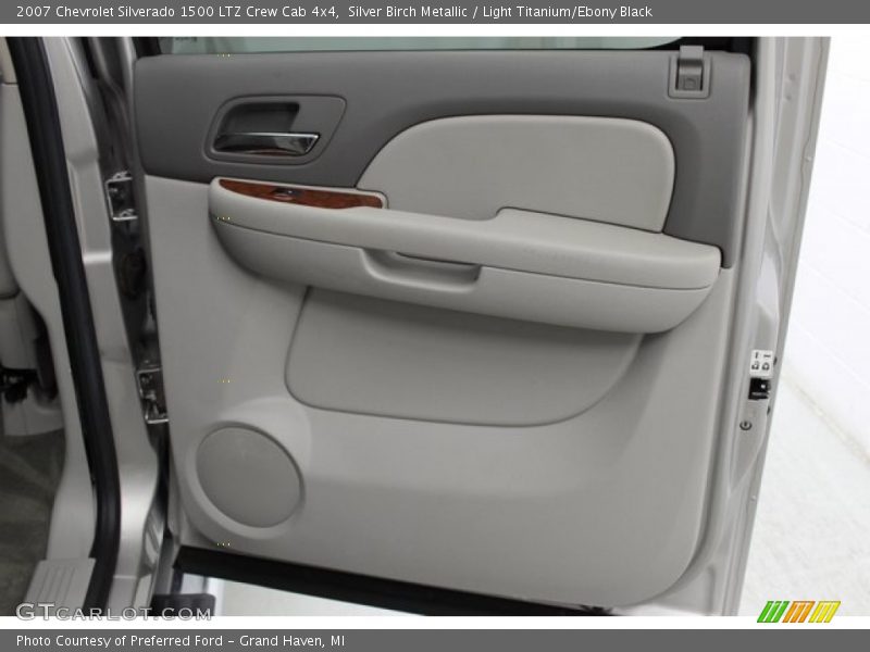 Silver Birch Metallic / Light Titanium/Ebony Black 2007 Chevrolet Silverado 1500 LTZ Crew Cab 4x4