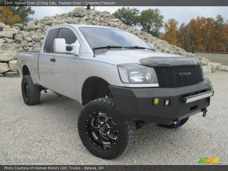 Radiant Silver / Graphite/Titanium 2005 Nissan Titan LE King Cab