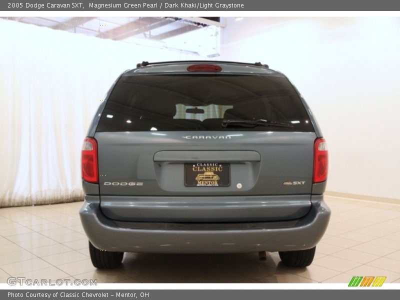 Magnesium Green Pearl / Dark Khaki/Light Graystone 2005 Dodge Caravan SXT