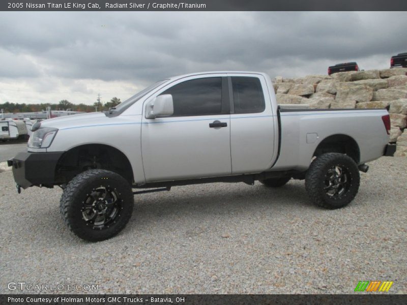 Radiant Silver / Graphite/Titanium 2005 Nissan Titan LE King Cab