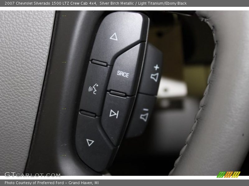 Silver Birch Metallic / Light Titanium/Ebony Black 2007 Chevrolet Silverado 1500 LTZ Crew Cab 4x4