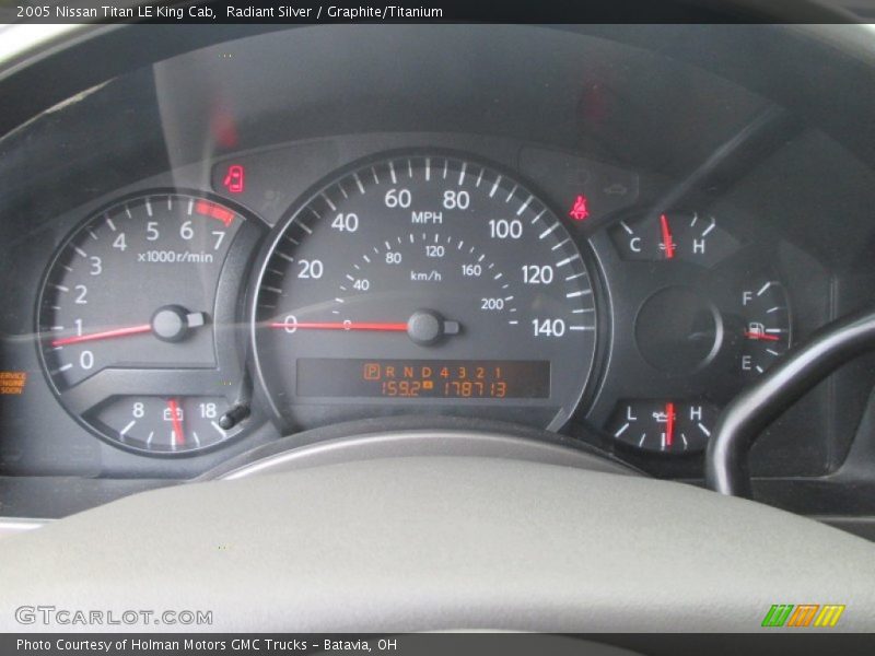Radiant Silver / Graphite/Titanium 2005 Nissan Titan LE King Cab