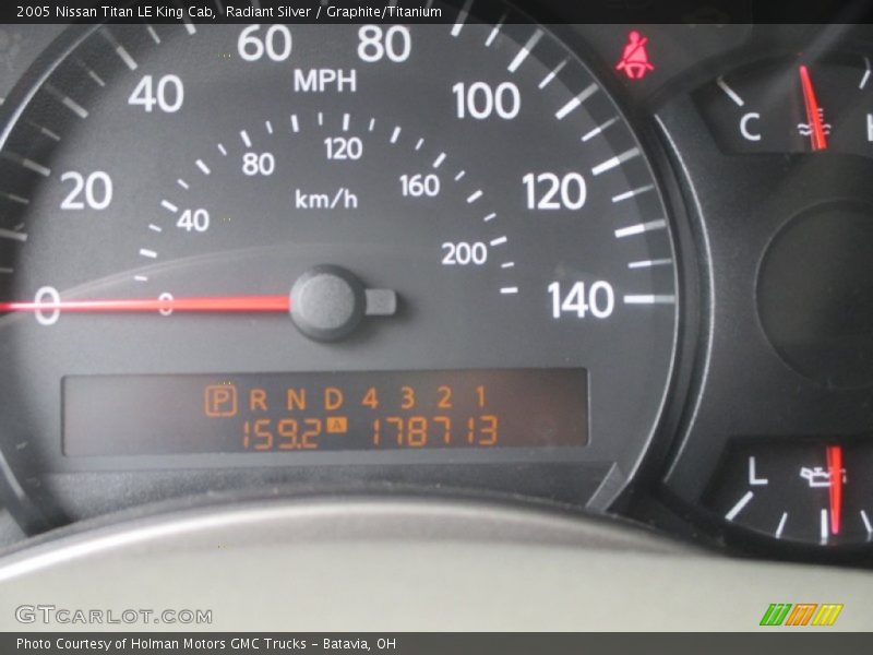 Radiant Silver / Graphite/Titanium 2005 Nissan Titan LE King Cab