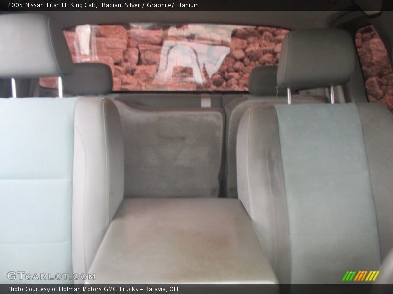 Radiant Silver / Graphite/Titanium 2005 Nissan Titan LE King Cab