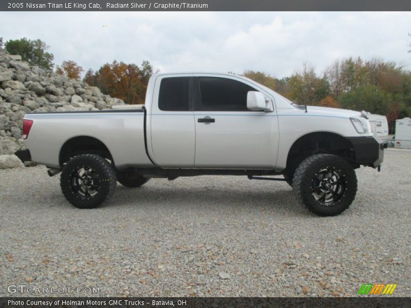 Radiant Silver / Graphite/Titanium 2005 Nissan Titan LE King Cab