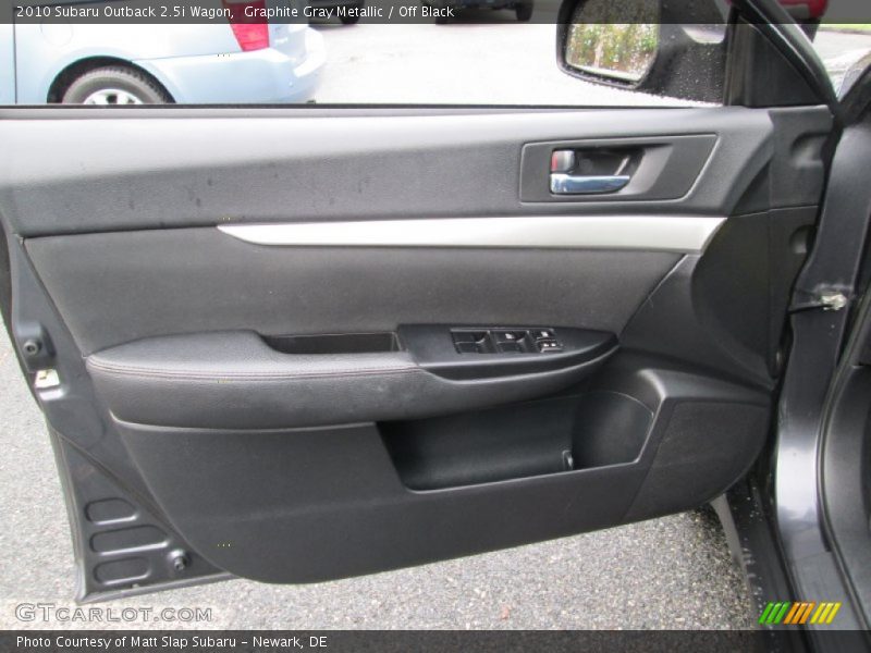 Graphite Gray Metallic / Off Black 2010 Subaru Outback 2.5i Wagon
