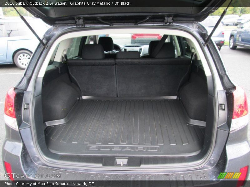 Graphite Gray Metallic / Off Black 2010 Subaru Outback 2.5i Wagon