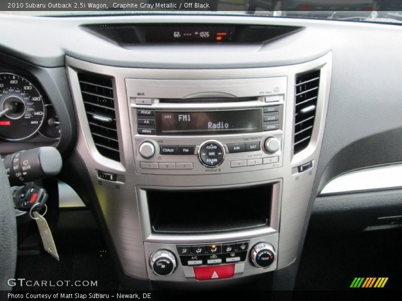Graphite Gray Metallic / Off Black 2010 Subaru Outback 2.5i Wagon