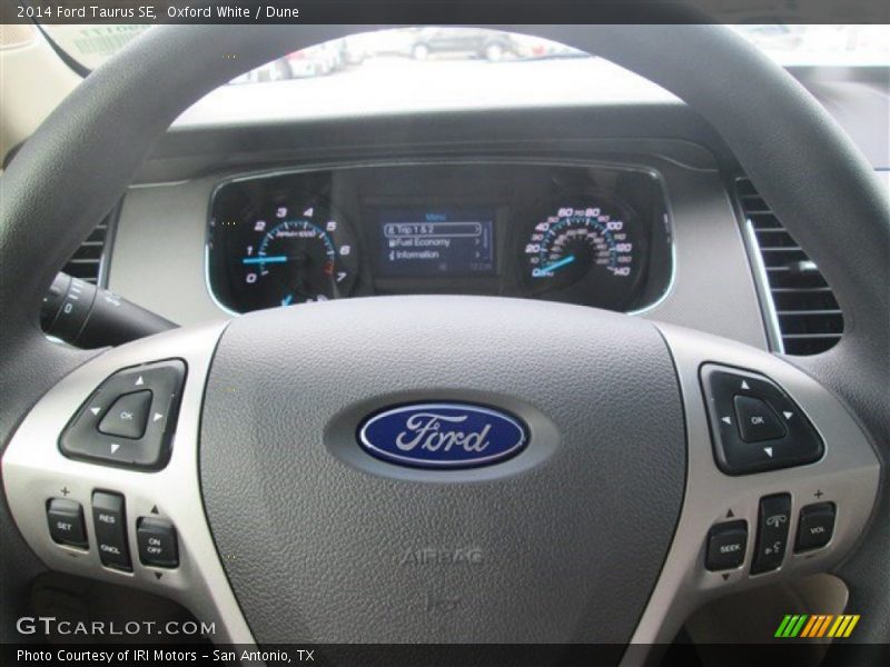 Oxford White / Dune 2014 Ford Taurus SE