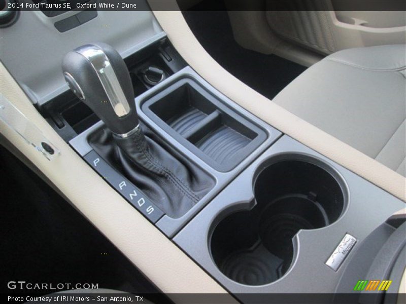 Oxford White / Dune 2014 Ford Taurus SE