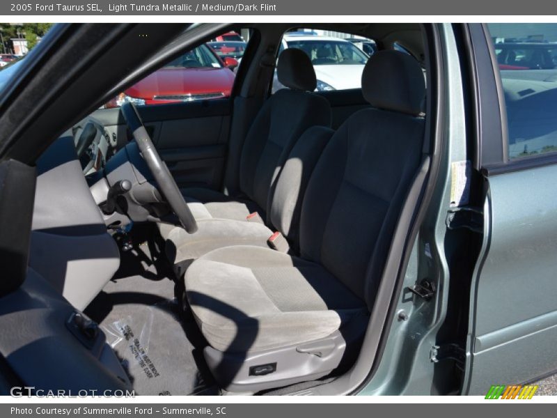 Light Tundra Metallic / Medium/Dark Flint 2005 Ford Taurus SEL
