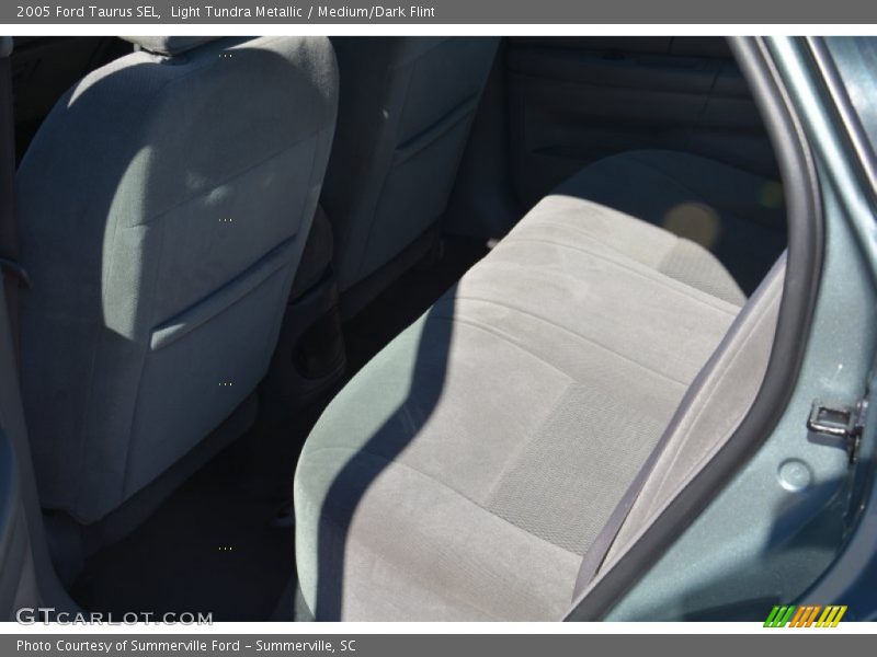 Light Tundra Metallic / Medium/Dark Flint 2005 Ford Taurus SEL