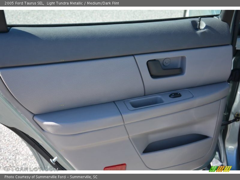 Light Tundra Metallic / Medium/Dark Flint 2005 Ford Taurus SEL