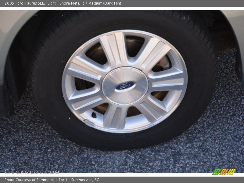 Light Tundra Metallic / Medium/Dark Flint 2005 Ford Taurus SEL