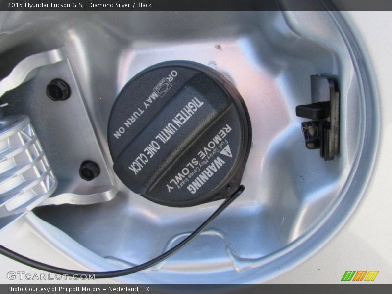 Diamond Silver / Black 2015 Hyundai Tucson GLS