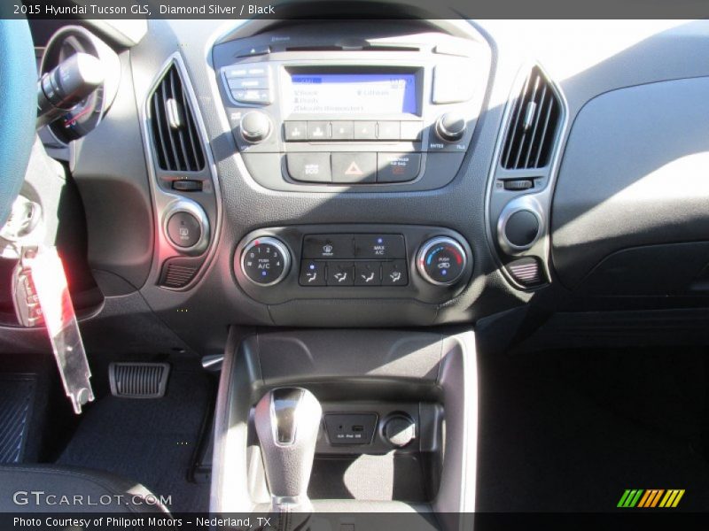 Diamond Silver / Black 2015 Hyundai Tucson GLS