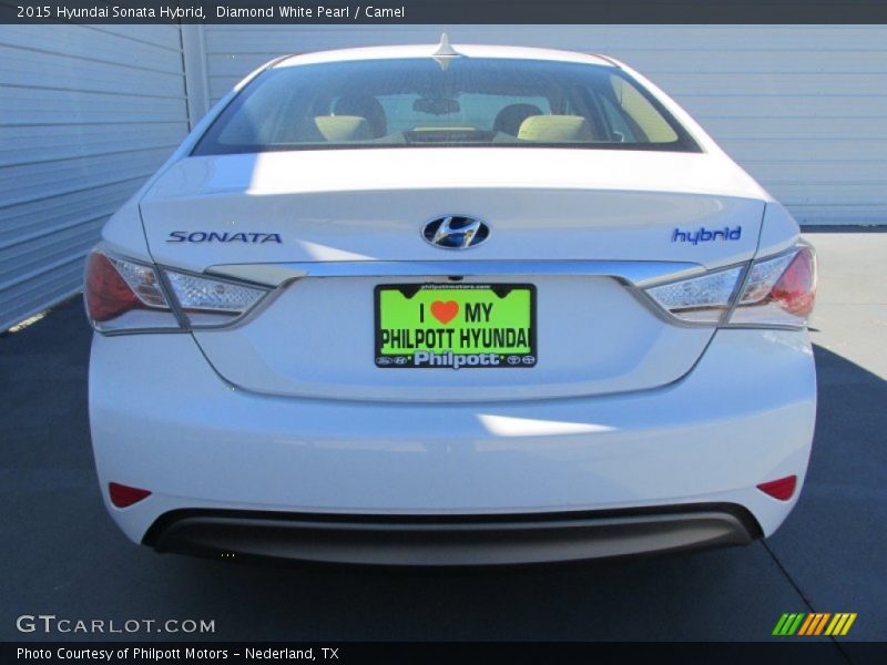 Diamond White Pearl / Camel 2015 Hyundai Sonata Hybrid