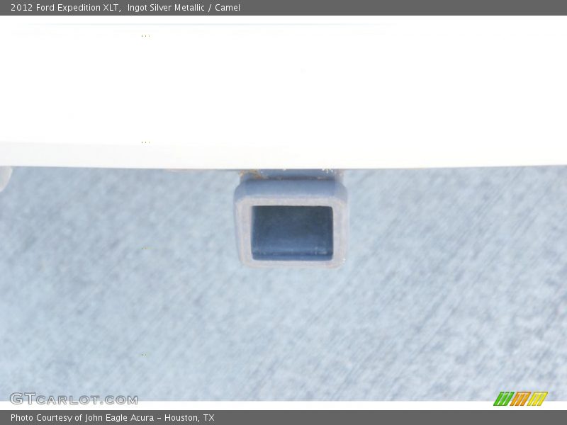 Ingot Silver Metallic / Camel 2012 Ford Expedition XLT