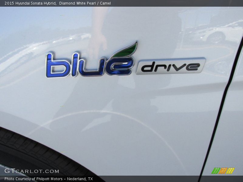 Diamond White Pearl / Camel 2015 Hyundai Sonata Hybrid