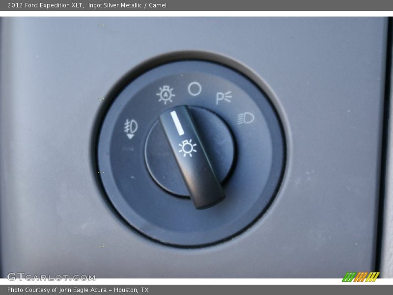 Ingot Silver Metallic / Camel 2012 Ford Expedition XLT