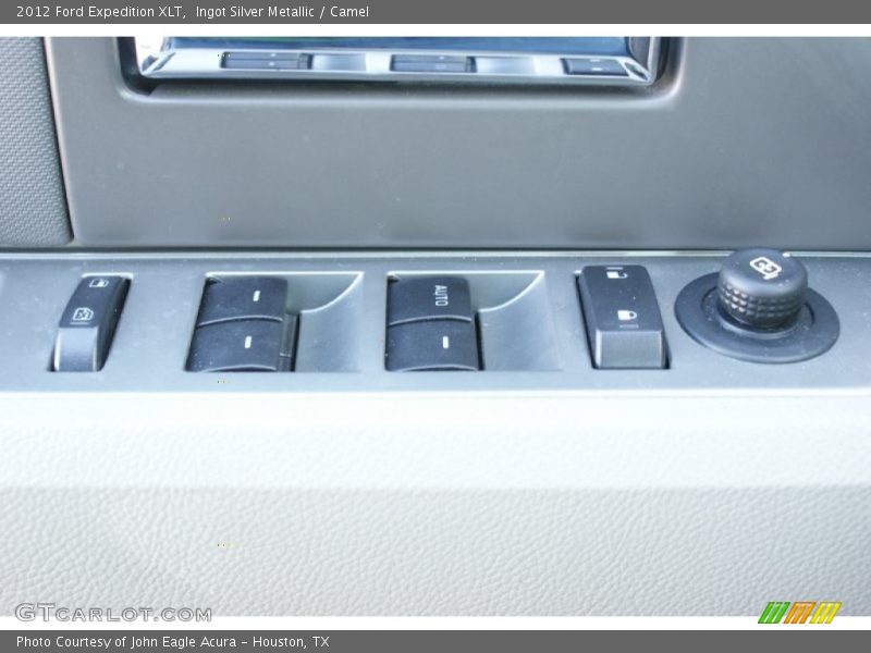 Ingot Silver Metallic / Camel 2012 Ford Expedition XLT